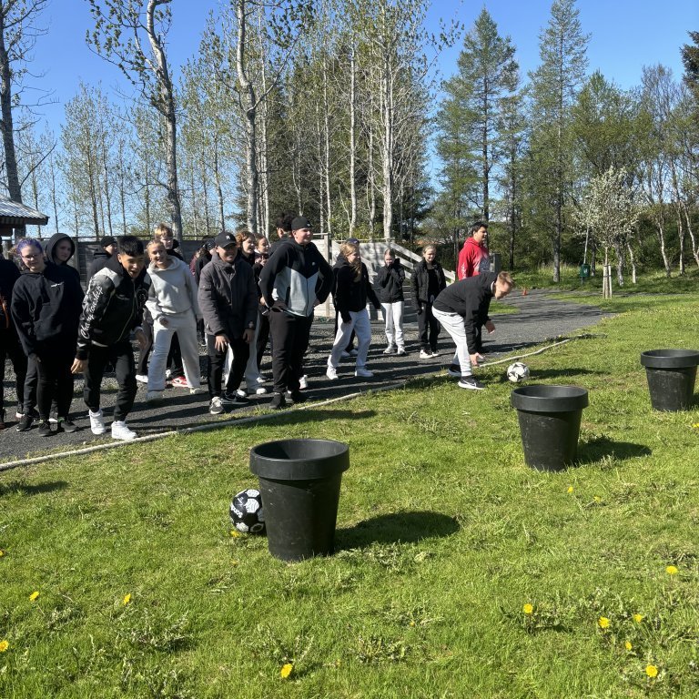 20240529_100843708_ios