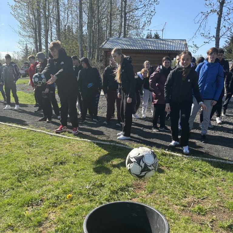 20240529_100923714_ios