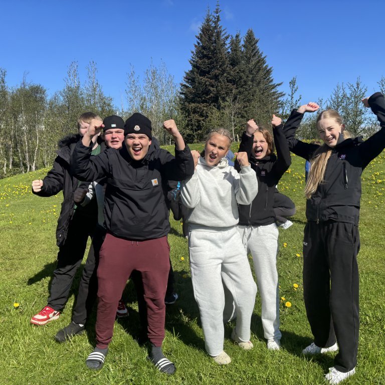 20240529_101346317_ios