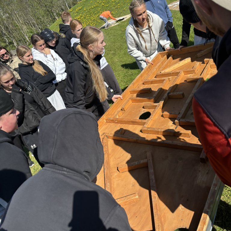 20240529_102131325_ios