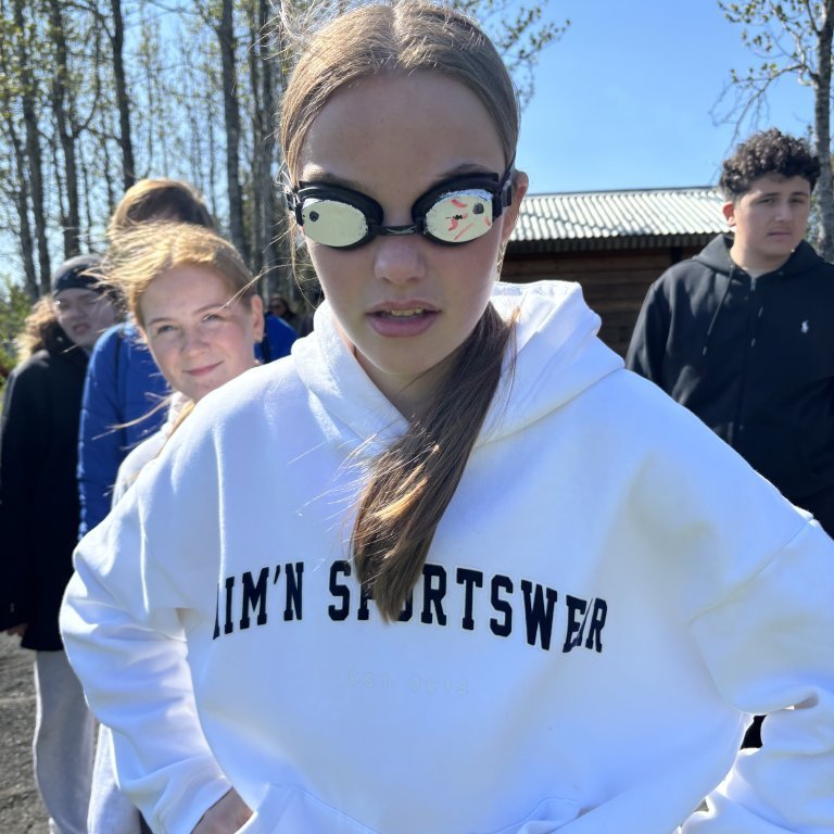 20240529_105642971_ios