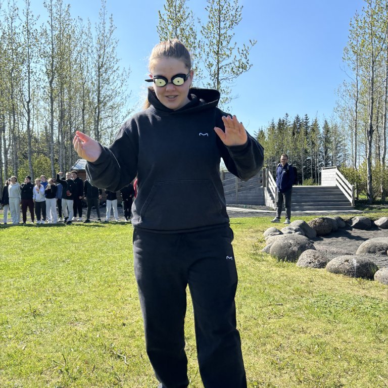 20240529_105921801_ios