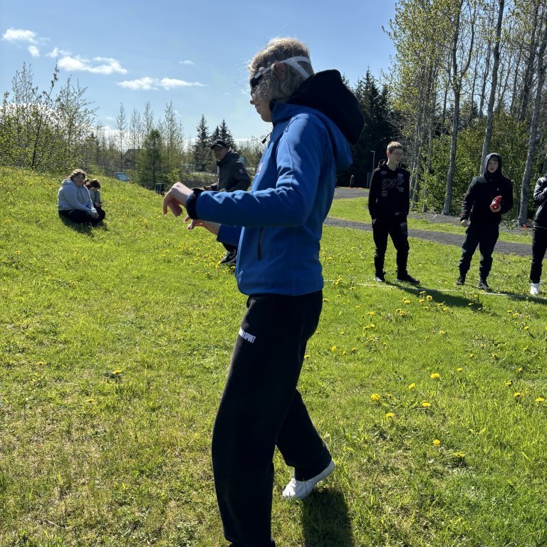 20240529_105955554_ios