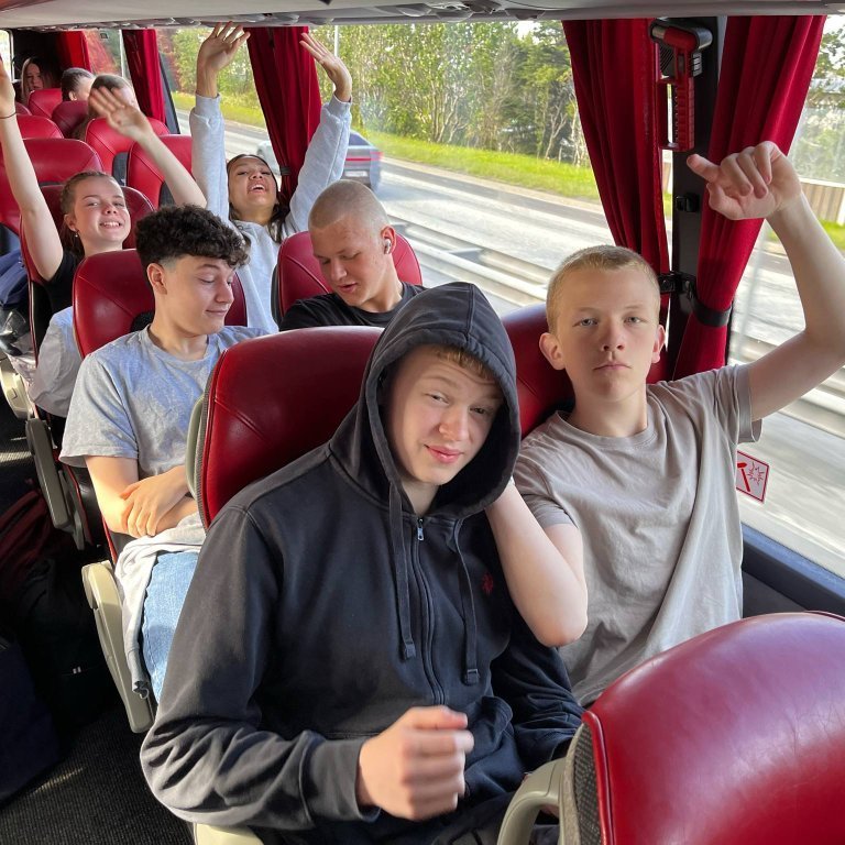 messenger_creation_9201974c-5445-4cf2-b85c-db45656f20e2