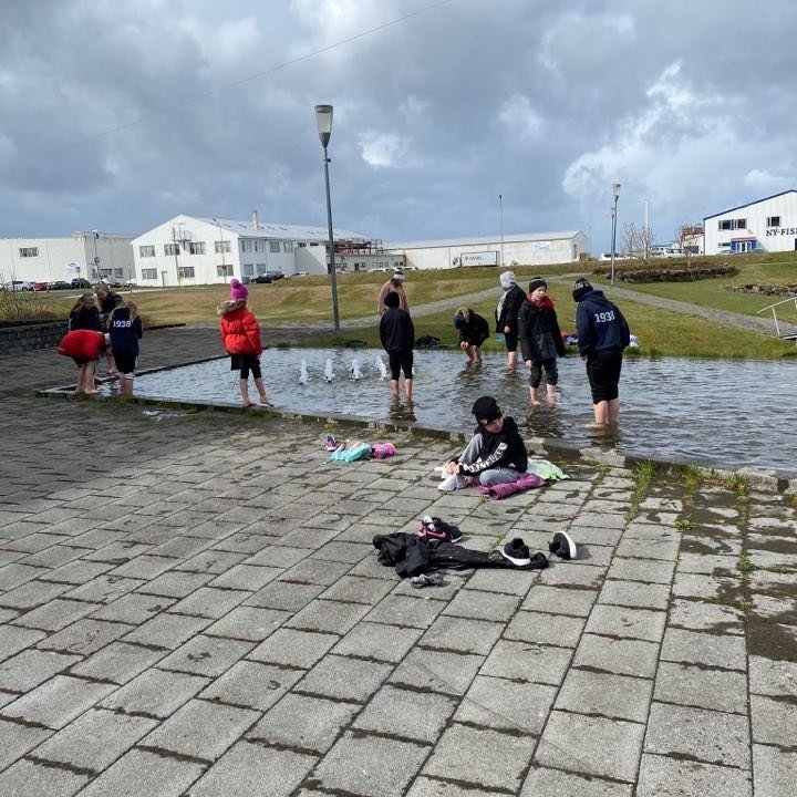 100587225_1759513037521197_742377357582532608_n