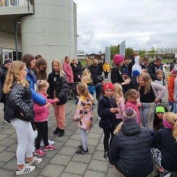 101644732_744765532994430_2465467581893443584_n