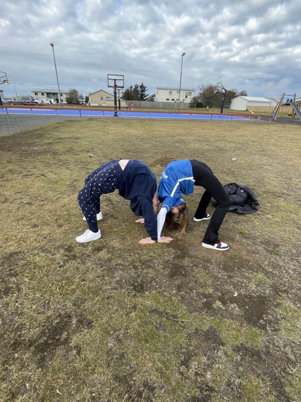 Klárir og kátir nemendur í 10. bekk