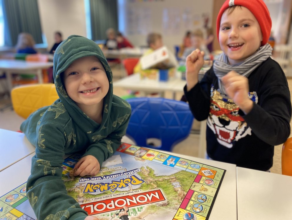 Þemadagar og árshátíð yngri