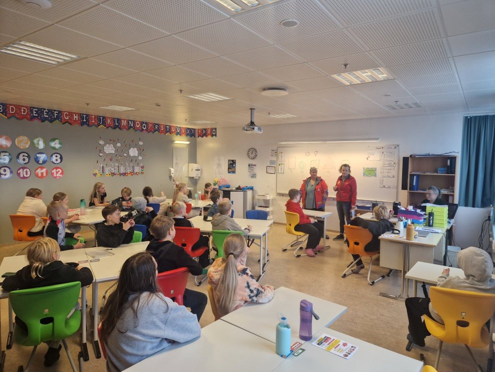 Fulltrúar frá Slysavarnadeildinni Unu í Garði