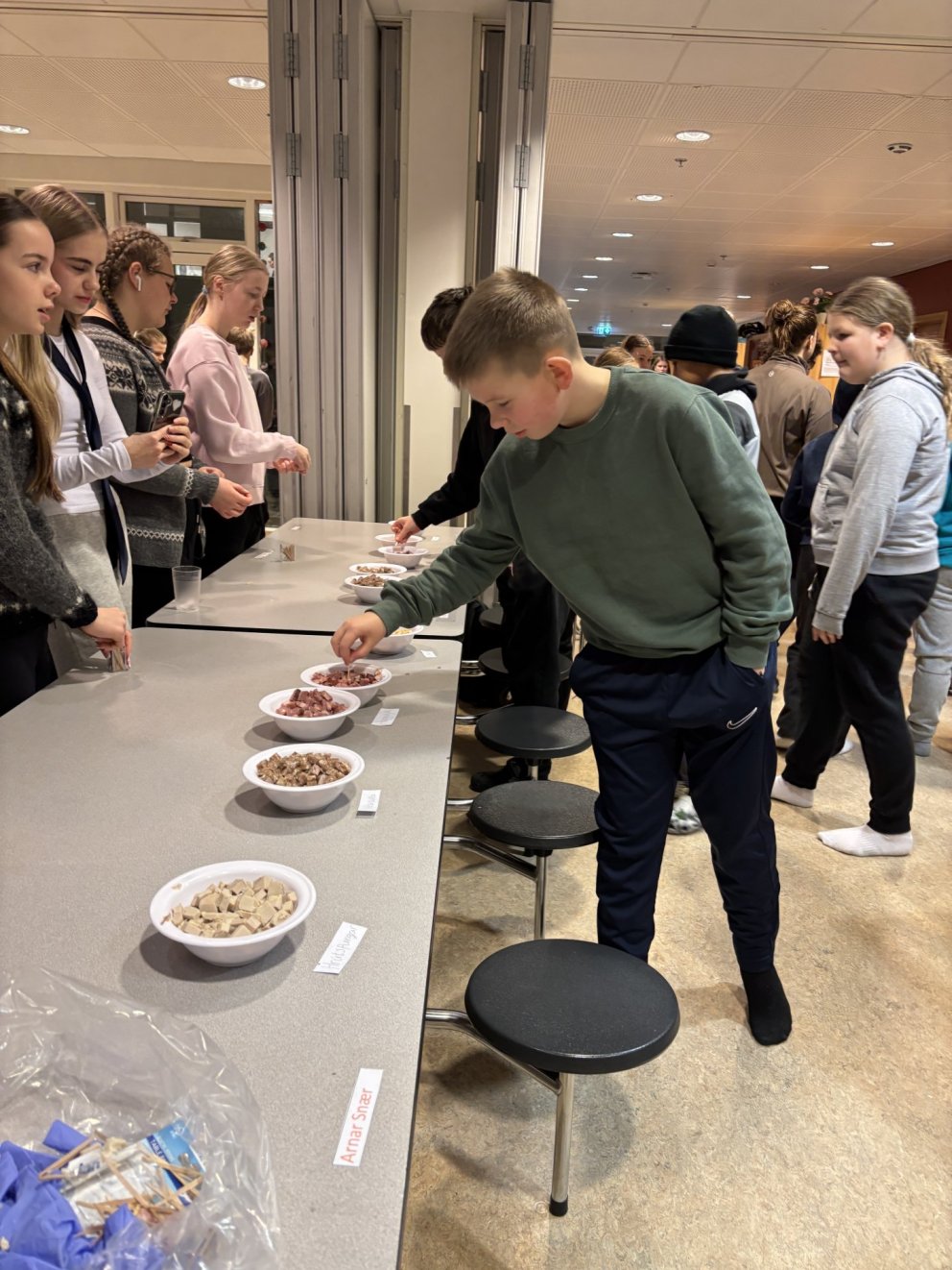 Nemendaráð bauð upp á smakk á Þorramat