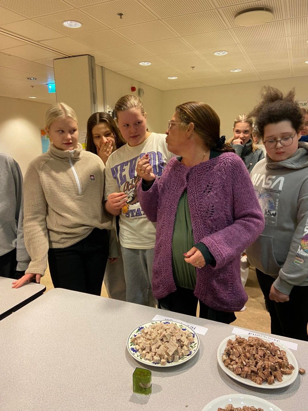 Bóndadagur – Nemendaráðið bauð upp á þorramat