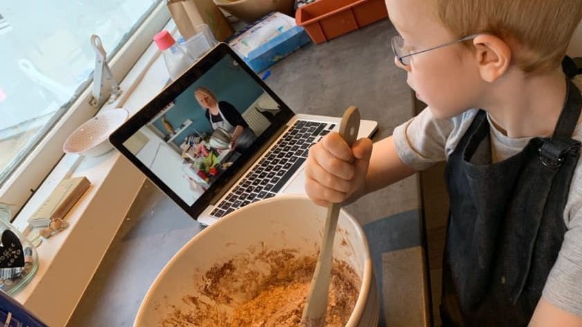 Afrakstur nemenda við bakstur á kryddbrauði