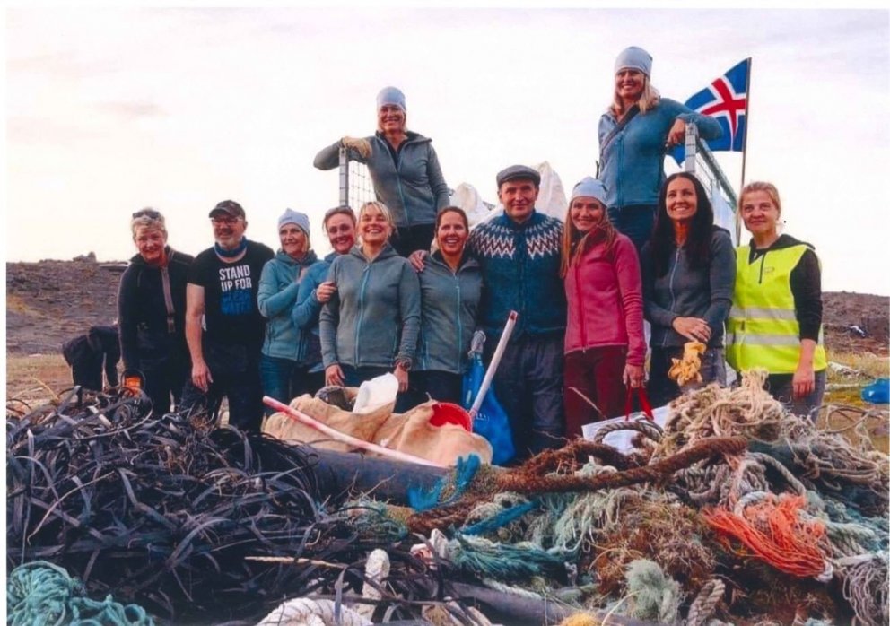 Höfðingleg gjöf frá Bláa hernum