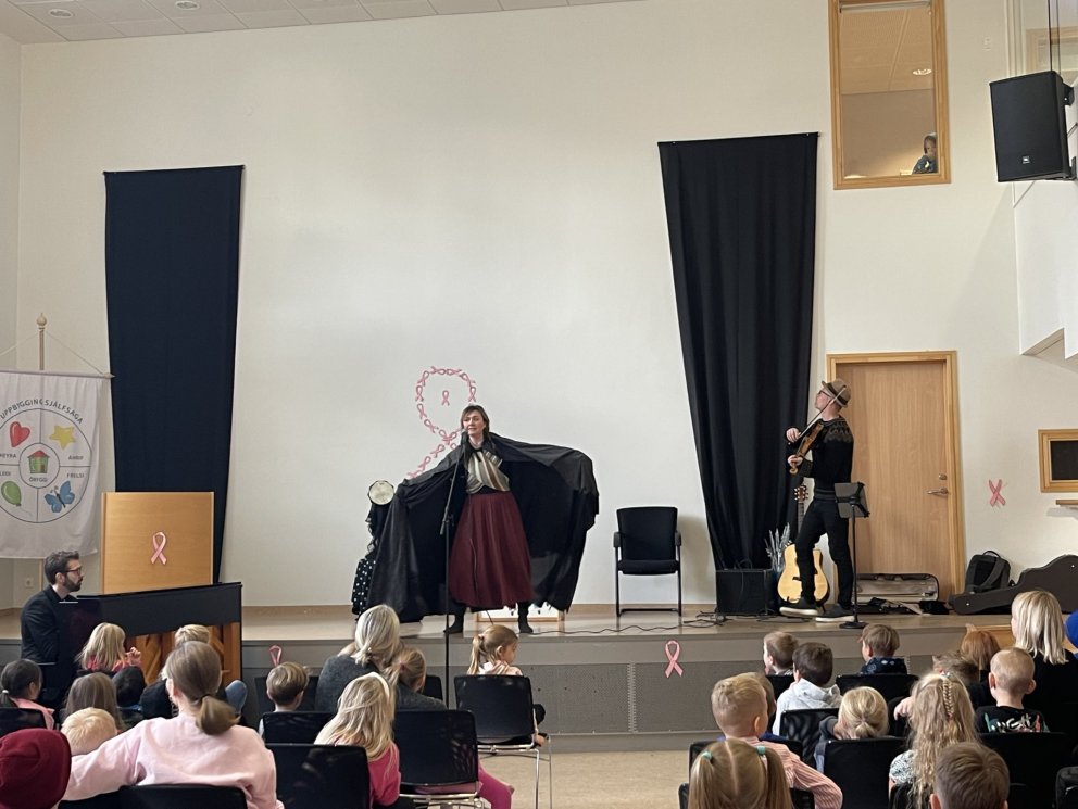 Ævintýrið um Ferðafljóð