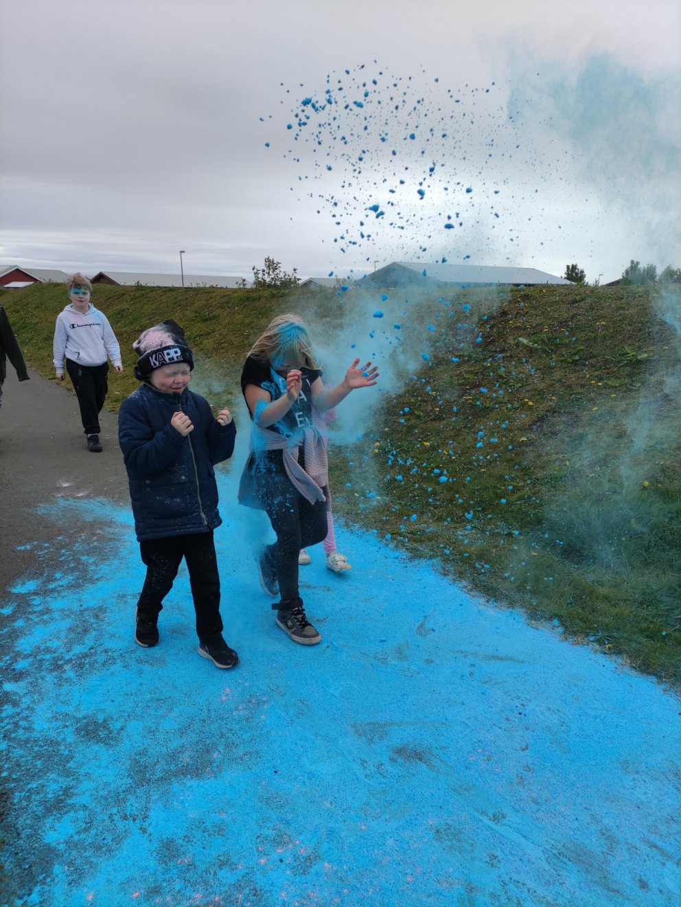 Litahlaup skólans á bæjarhátíðinni