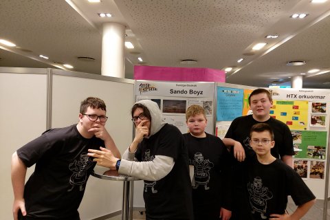 Sando Boyz á First Lego League