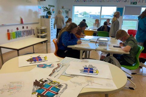 Nemendur 7. bekkjar taka þátt í Erasmus verkefni í samstarfi við Slóvakíu