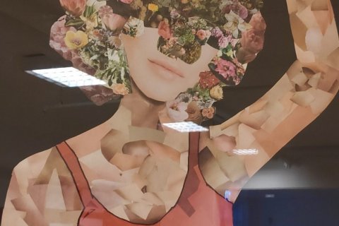 Flottar myndir frá nemendum í myndmennt.