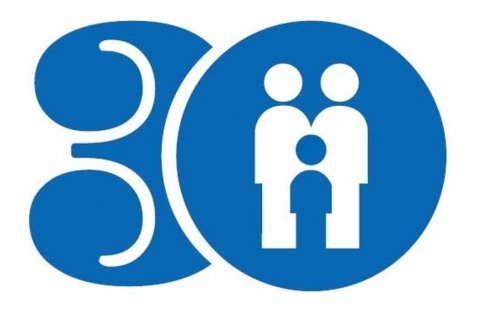 Nemendafélagið styrkir gott málefni – Bleiku snúðarnir gáfu vel